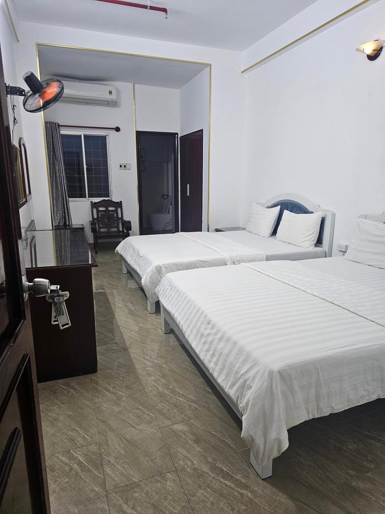 Khach San Trung Mai Hotel Cidade de Ho Chi Minh Exterior foto
